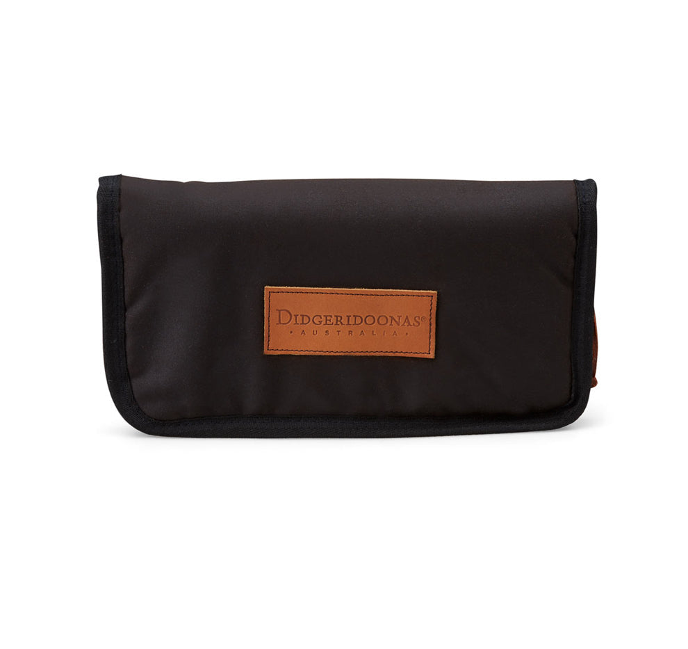 The Oilskin Traveller Pouch